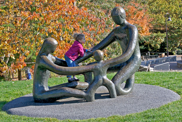 Statue of Family Circle