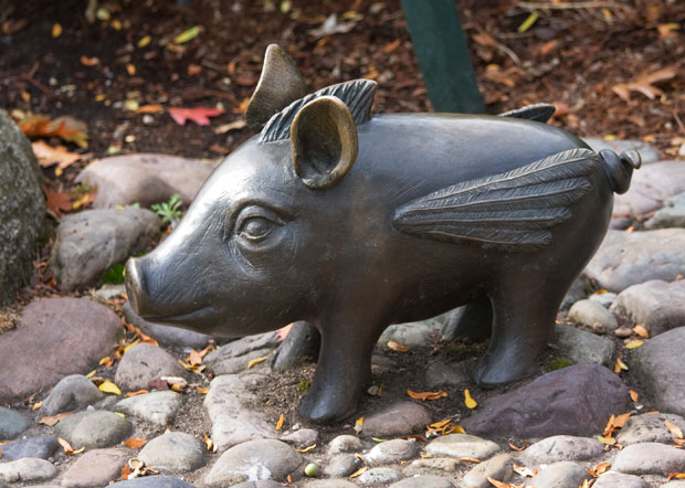 Statue of Flying Pig